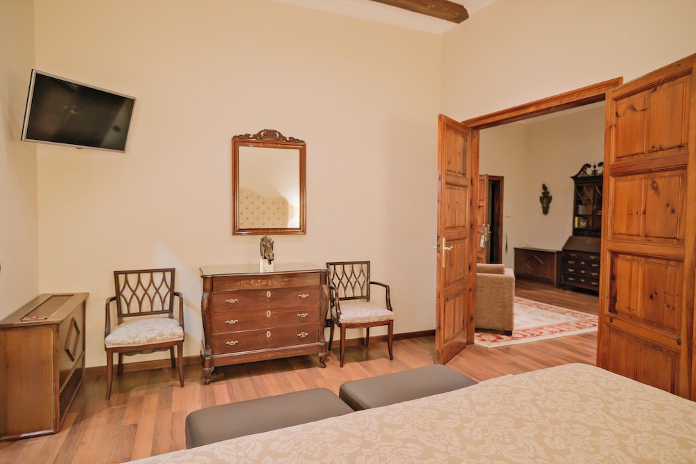 Suite, Terrace, Partial Sea View photo 2