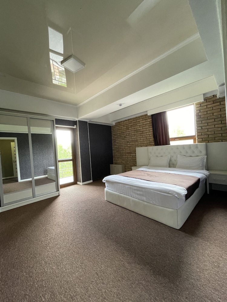 Classic Double Room photo 1