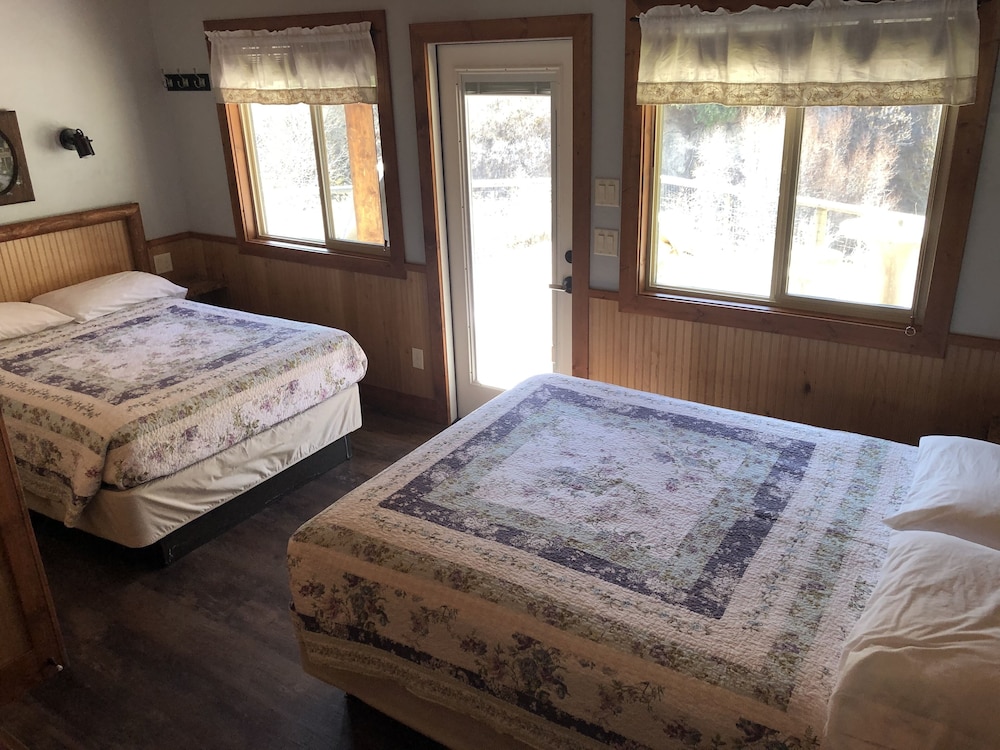 Deluxe Cabin, 1 Bedroom, Non Smoking, Mountain View photo 1