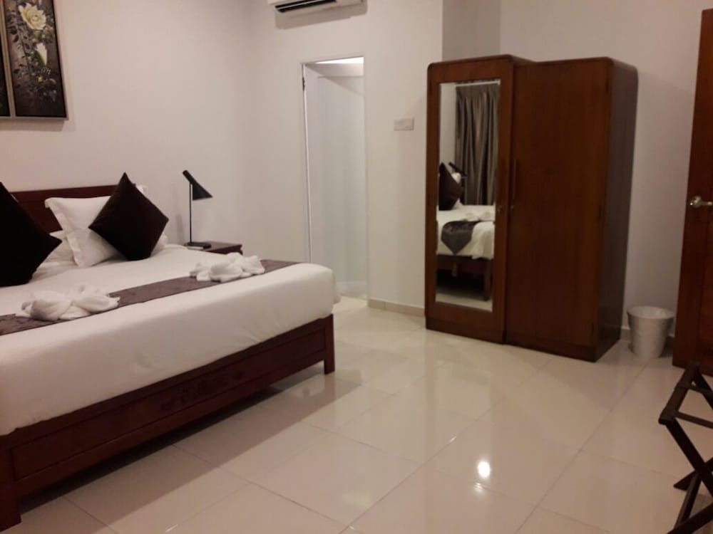 House, 4 Bedrooms photo 3