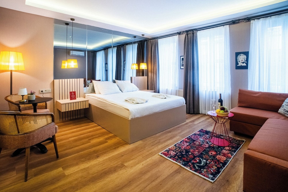 Deluxe Double or Twin Room photo 1