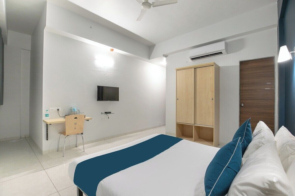 Elite Room