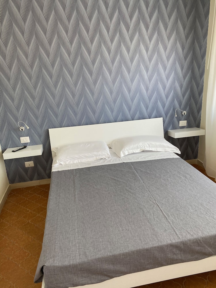 Standard Triple Room photo 2