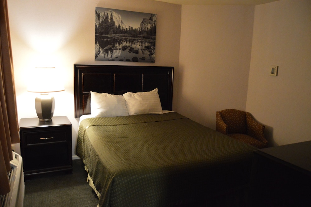 Junior Suite, 1 Bedroom (with kitchenette) photo 2