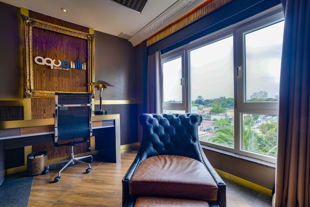 Aqua Suite - Photo 2