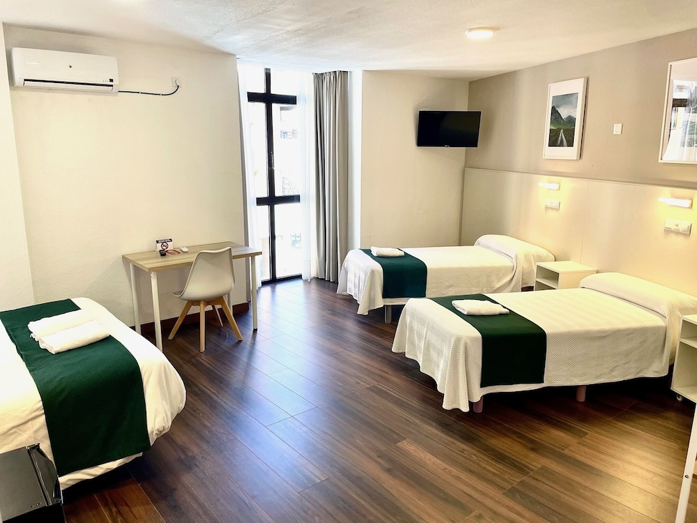Premium Quadruple Room photo 3