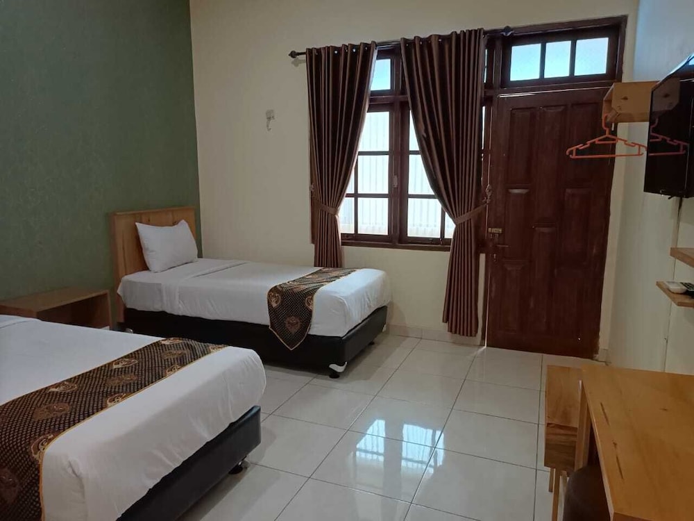 Standard Double Or Twin Room - Photo 6