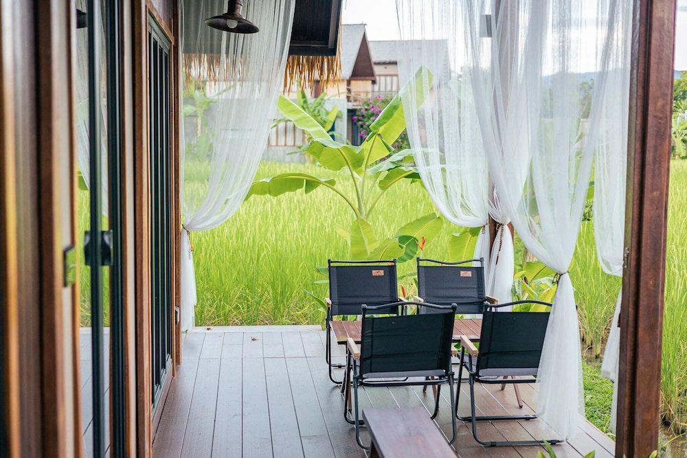 Premium Duplex - Photo 18