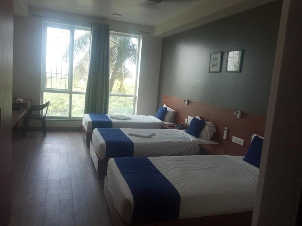 Deluxe Triple Room - Photo 2