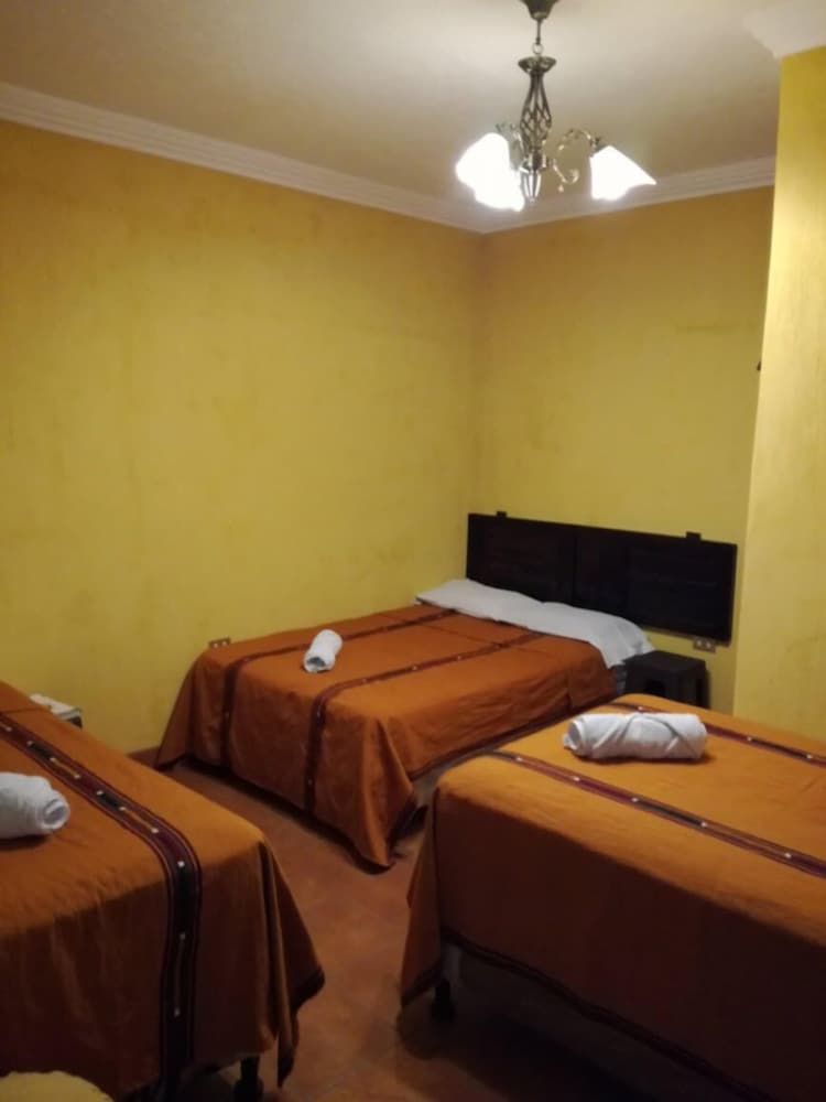 Classic Triple Room, Non Smoking photo 2