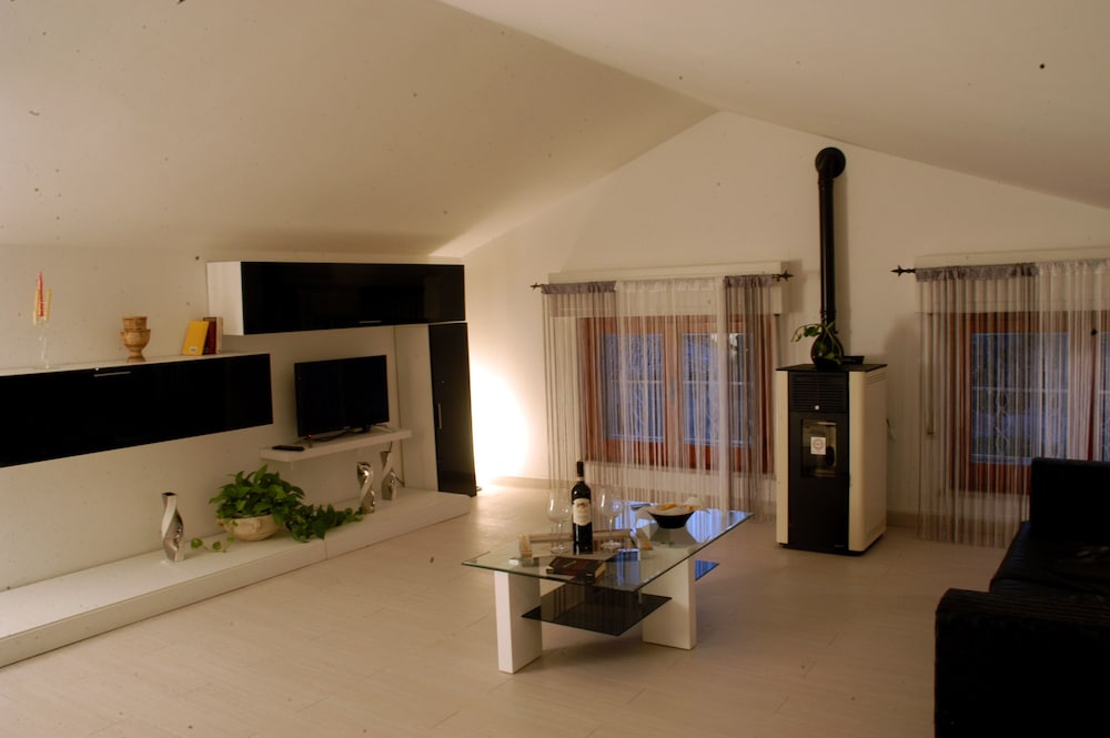 Exclusive Suite, Terrace photo 3
