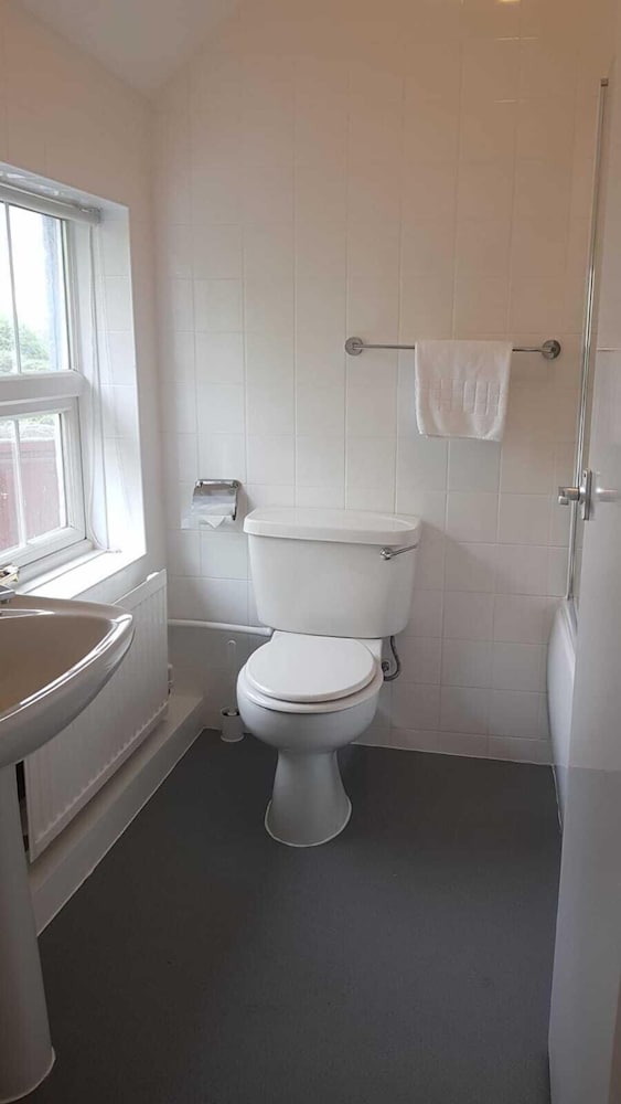 Standard Double Room (Room 4) photo 3