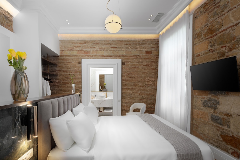 Suite, 1 King Bed, Hot Tub