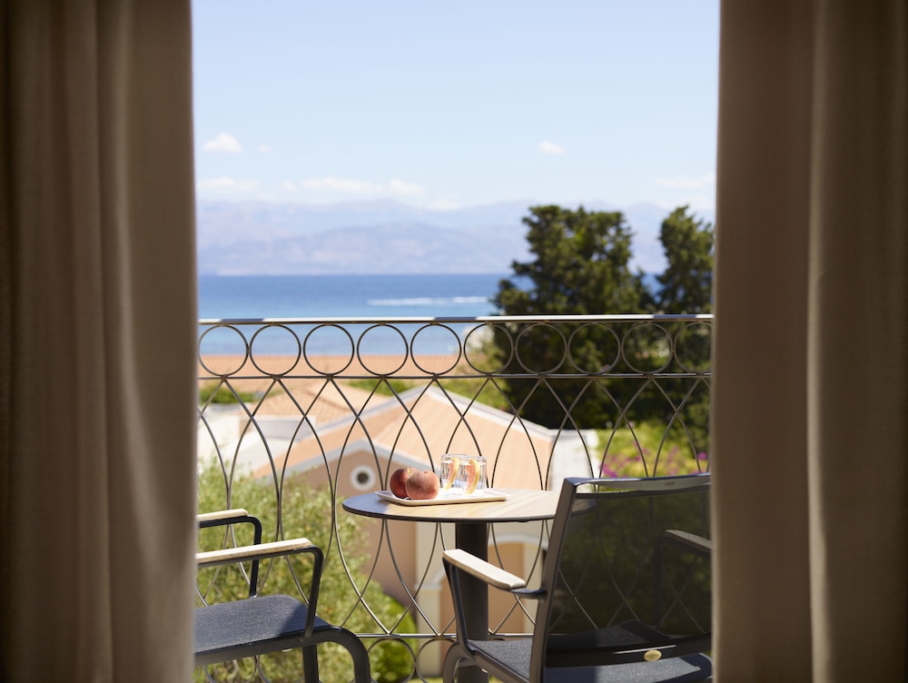 Bungalow, Beach View photo 3
