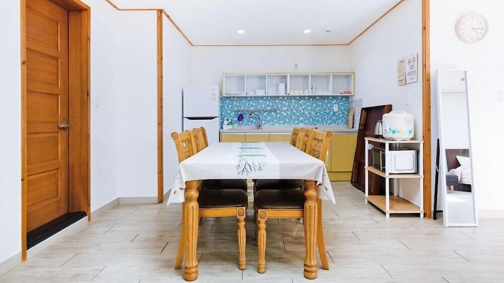Room (osondoson(organization)) - Photo 2