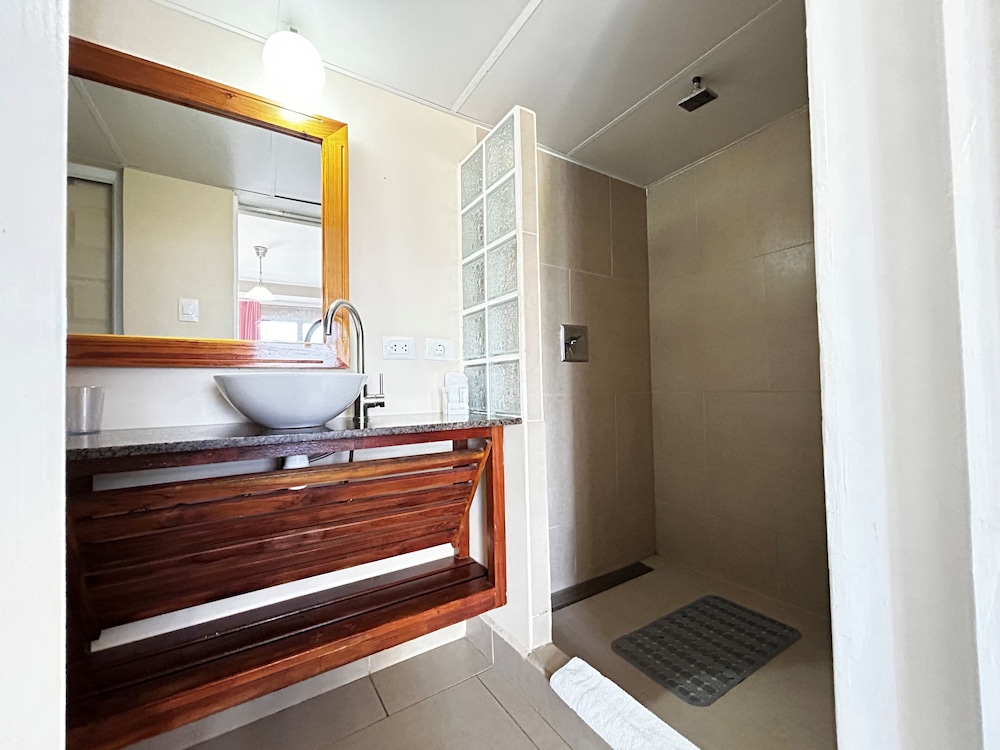 Standard Room - Photo 3