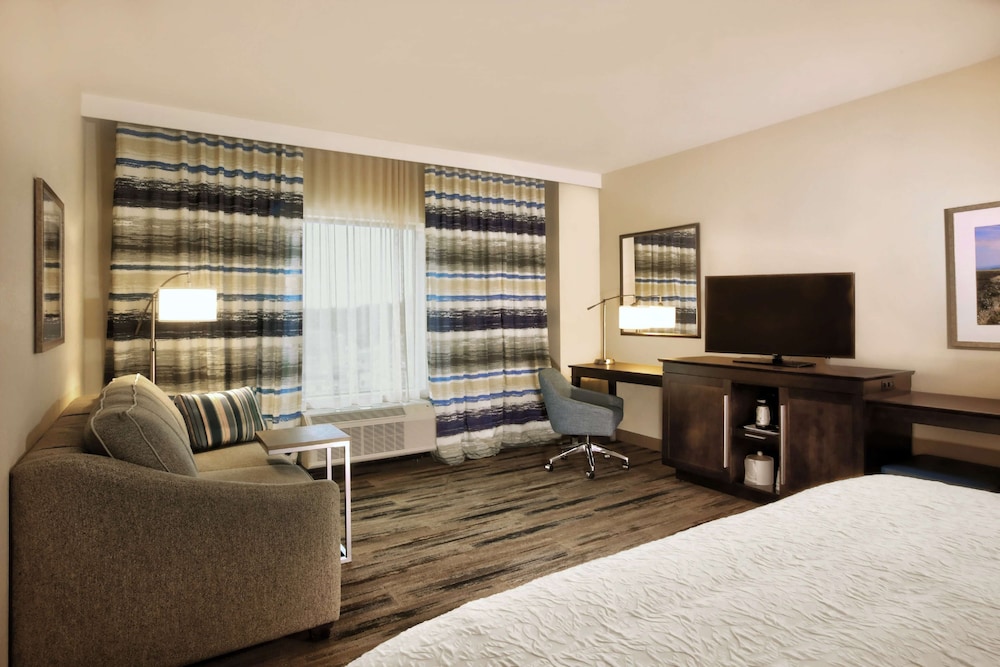 Room, 1 King Bed, Non Smoking photo 1