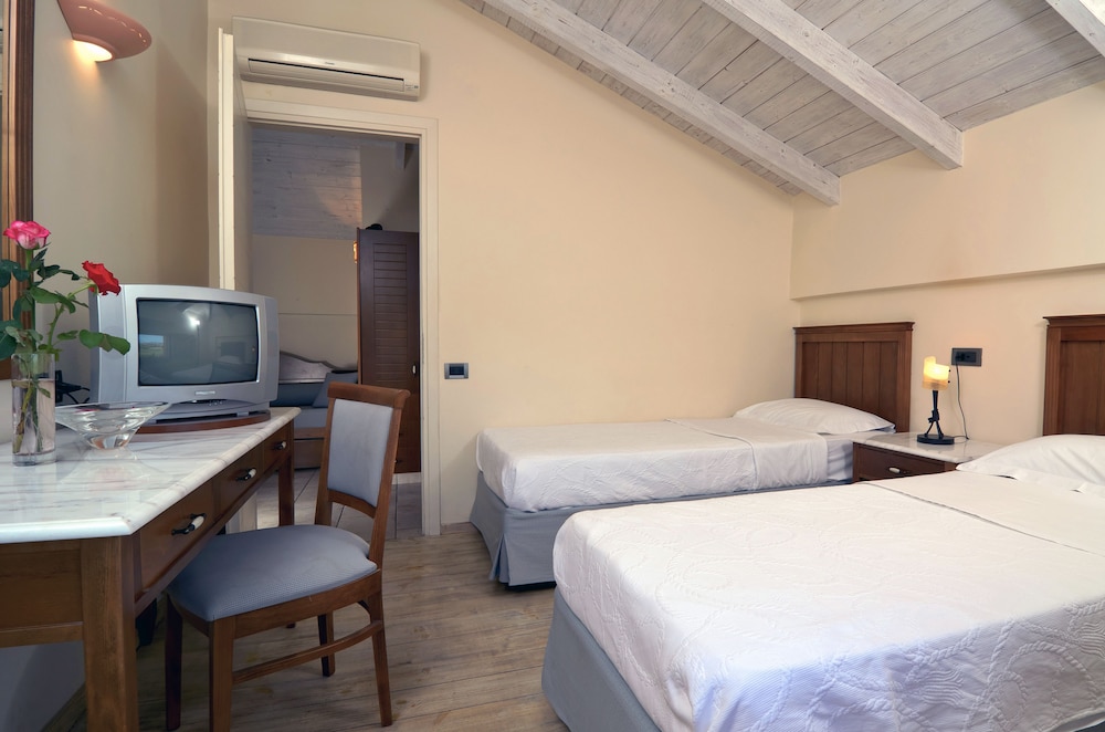 Family Duplex photo 1