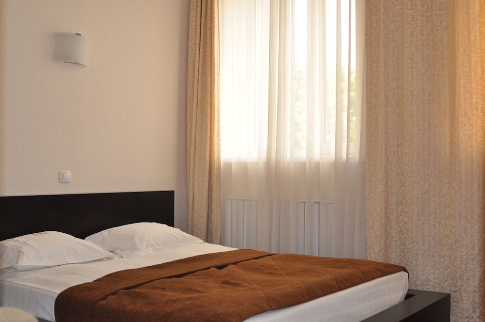 Economy Single Room, 1 Large Twin Bed photo 2