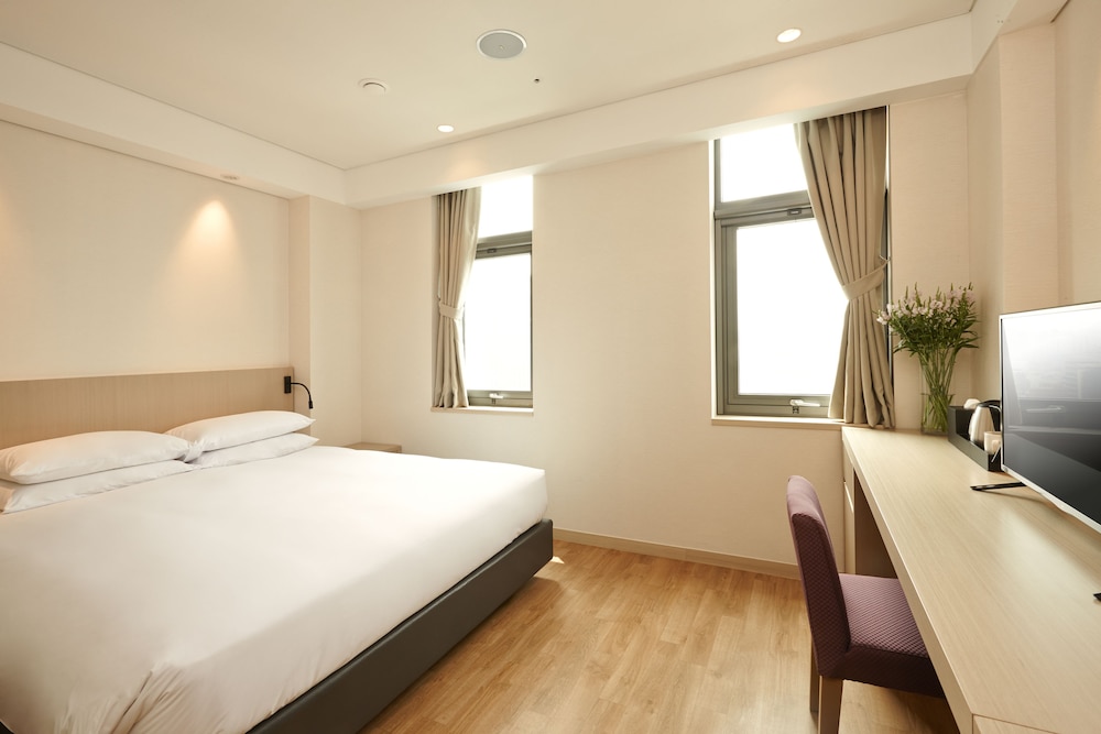 Superior Double Room - No Parking photo 1