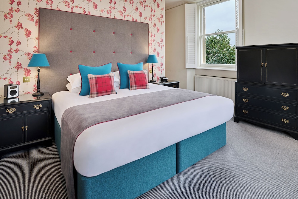 Luxury Room, 1 King Bed, Park View - Photo 11