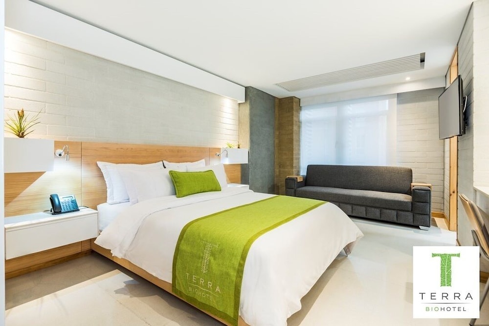 Comfort Double Room, 1 Queen Bed with Sofa bed photo 2