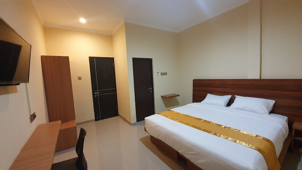 Deluxe Double Room - Photo 1