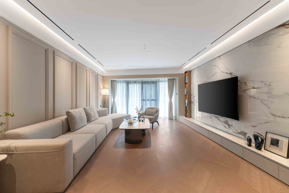 2 Bedroom Executive photo 1