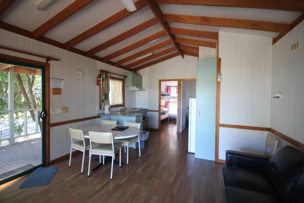 Standard Cabin, 2 Bedrooms photo 3