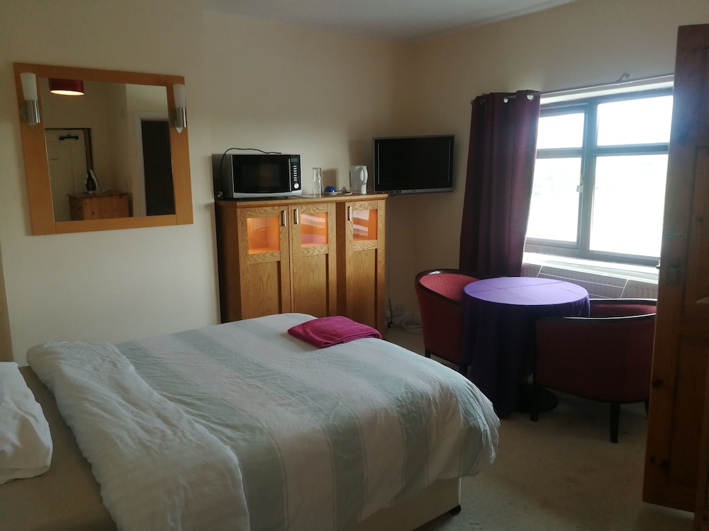 Basic Double Room