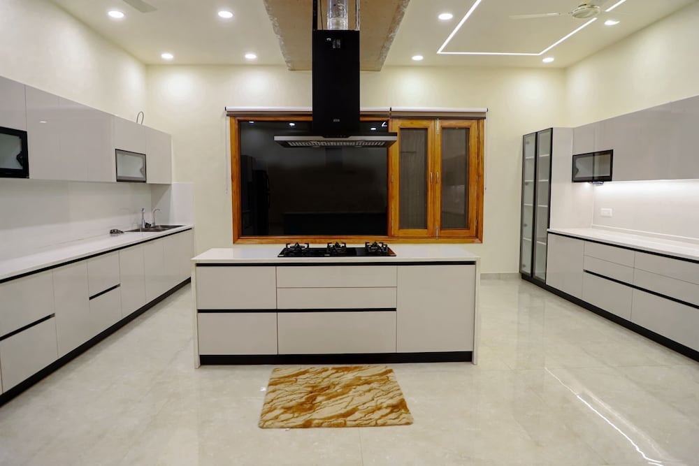 Villa photo 3