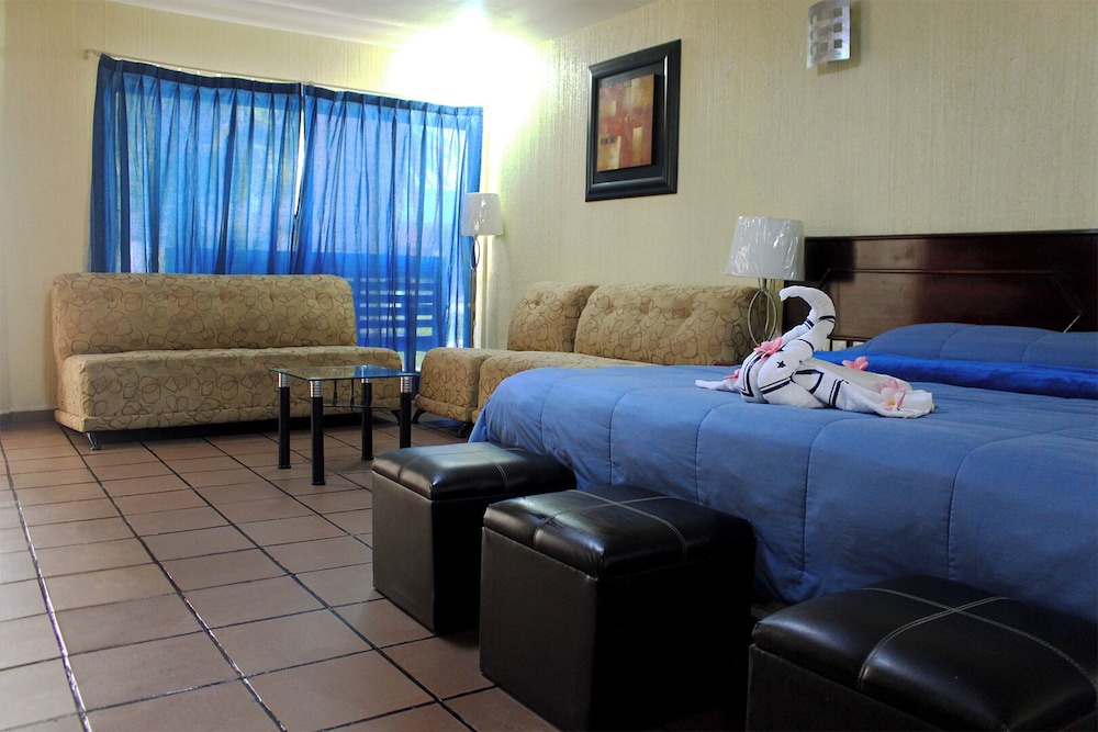 Standard Suite photo 2