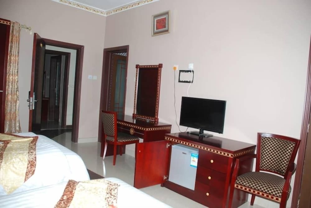 Executive Suite photo 3