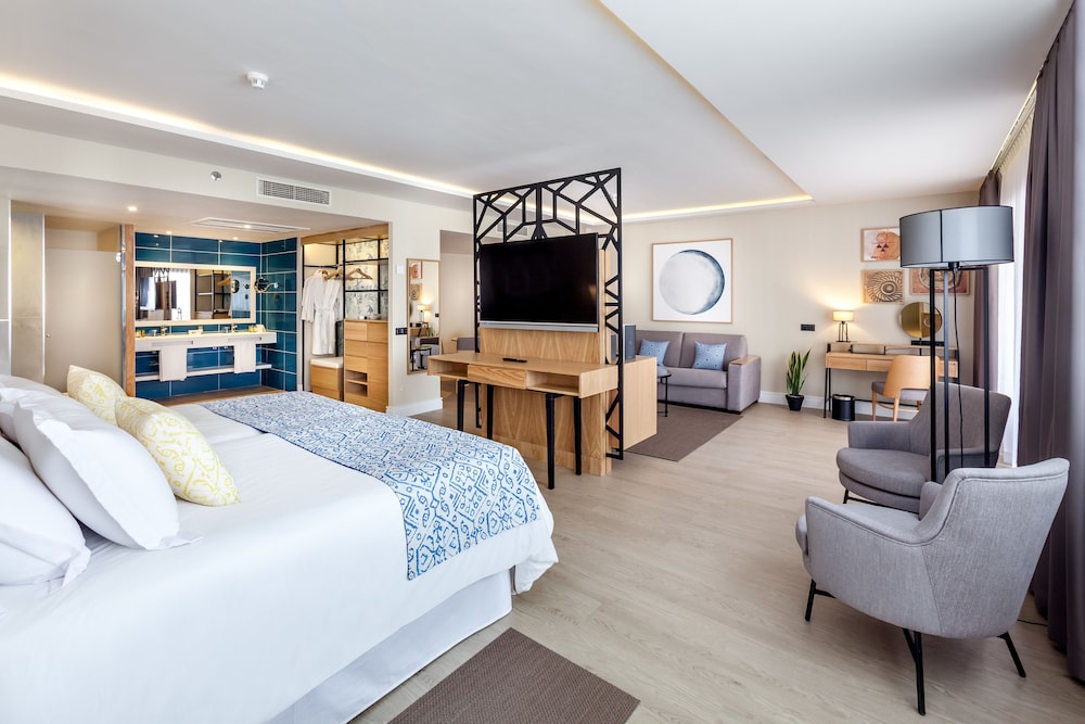 Exclusive Suite, Sea View