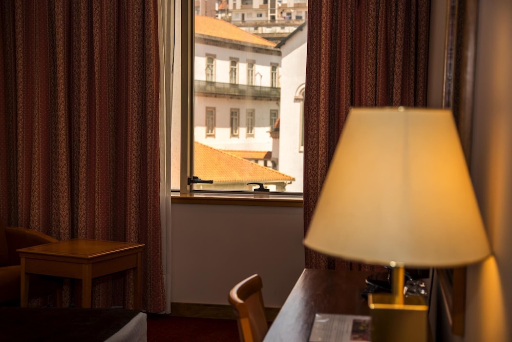 Standard Double Room, City View - Photo 3
