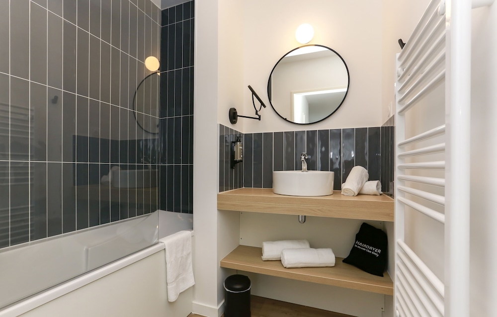 Apartment - Photo 3