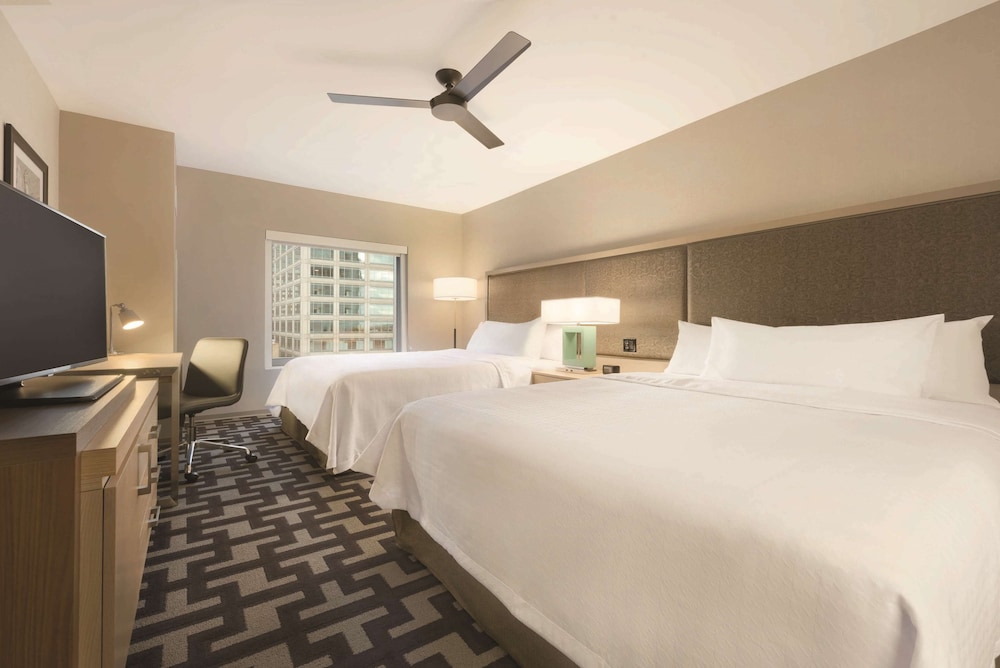 Suite, 2 Queen Beds, Accessible, Non Smoking (Roll-in Shower)