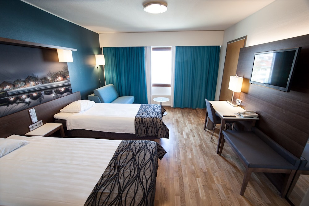 Standard Triple Room (High Floor) photo 3