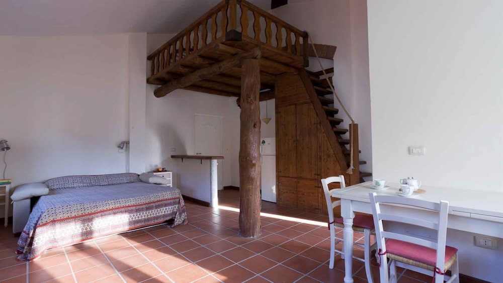 Villa photo 1