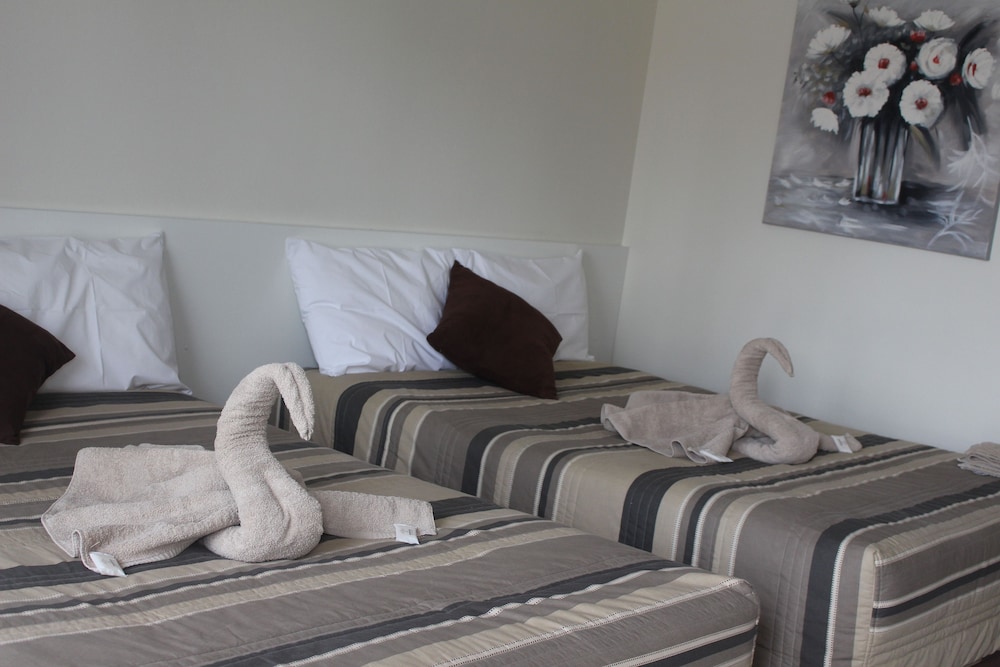 Standard Double Room, Kitchenette photo 3