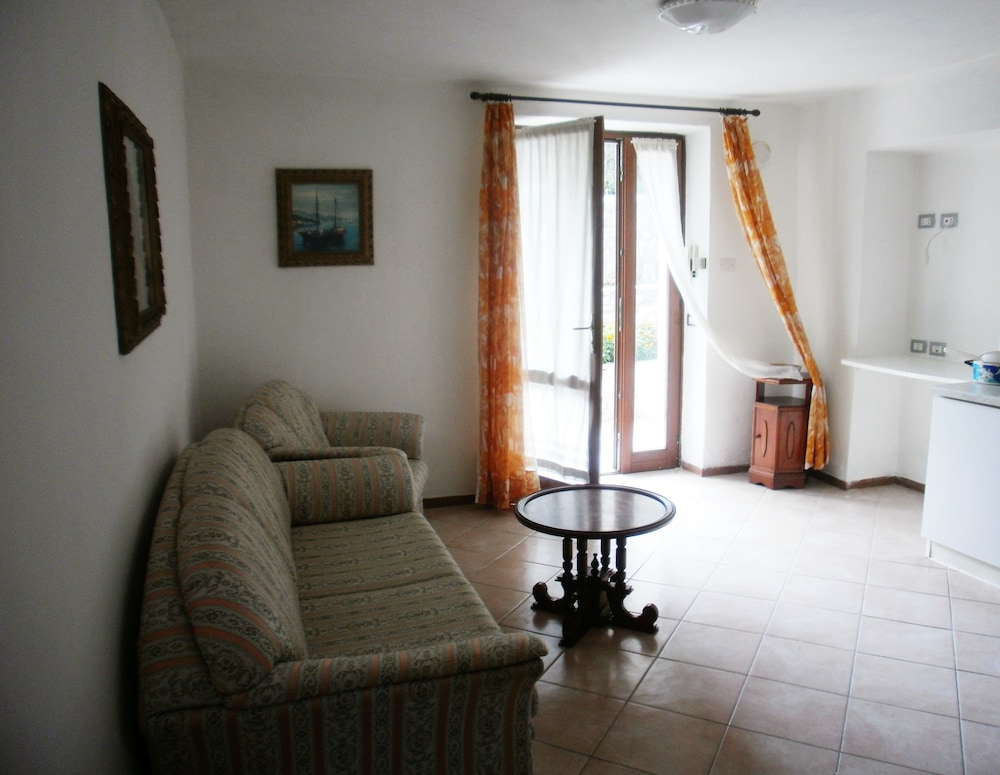 Apartment, 1 Bedroom, Courtyard Area photo 3
