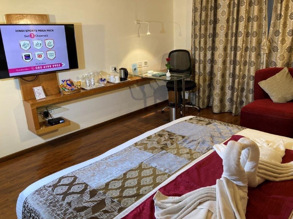 Club Premier Room - Photo 3