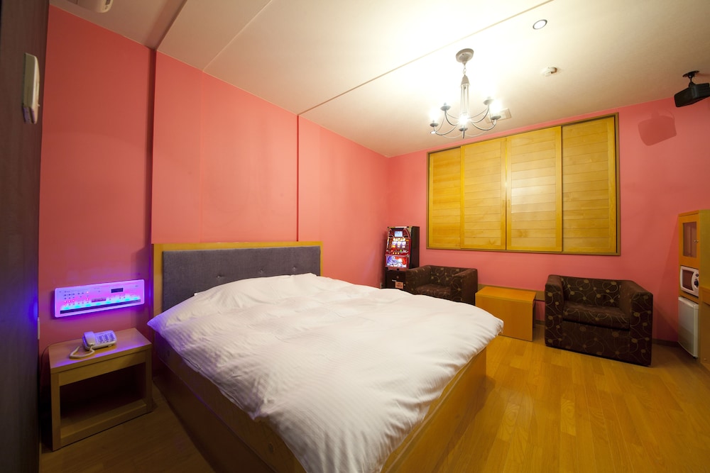 Economy Double Room, Smoking