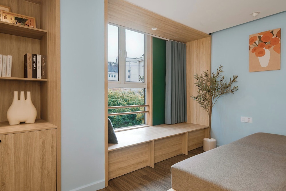 Deluxe Room, City View
