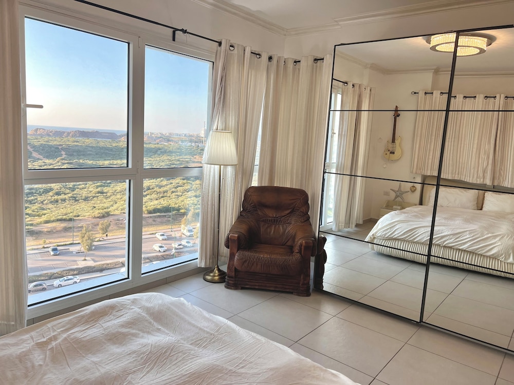 Presidential Suite, 1 Bedroom, Balcony, Sea View photo 1