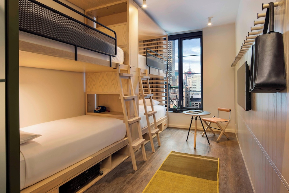 Room, Multiple Beds - Photo 1