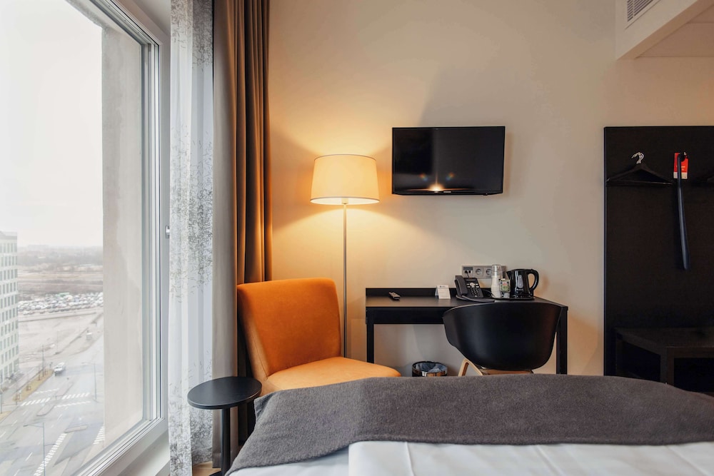 Economy Room, 1 Twin Bed, Non Smoking (Walk-in Shower)