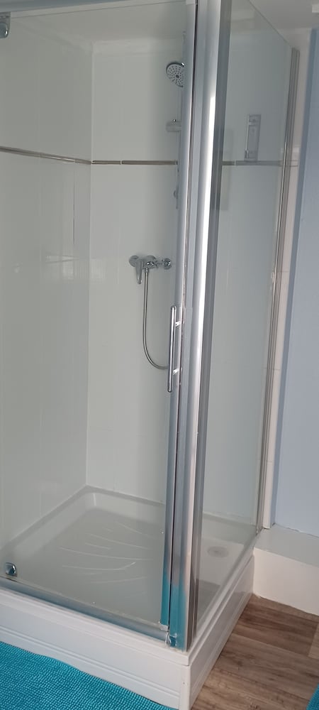 Standard Double Room, Ensuite (Room 5) photo 3