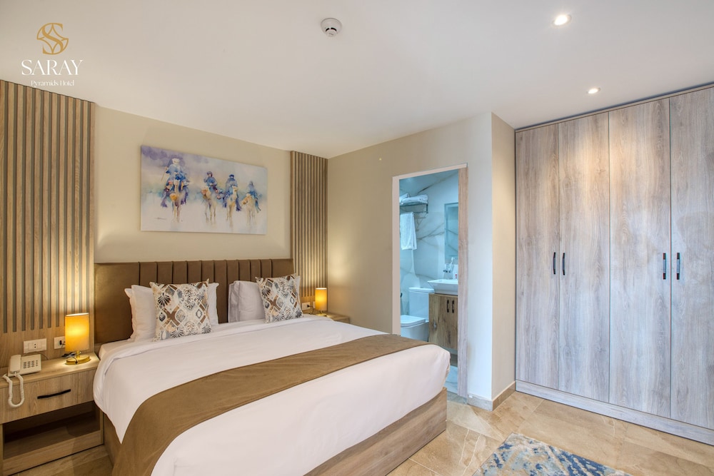 Grand Family Suite with Terrace & Pyramids View photo 1