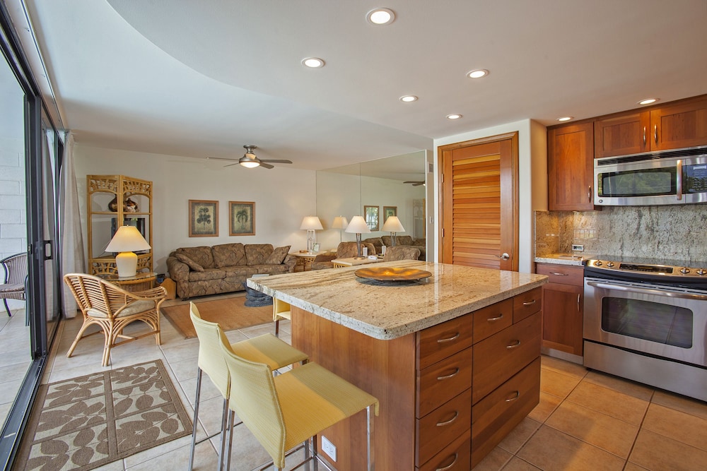 Suite, 2 Bedrooms, 2 Bathrooms photo 3